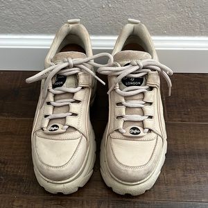 Buffalo platform sneakers